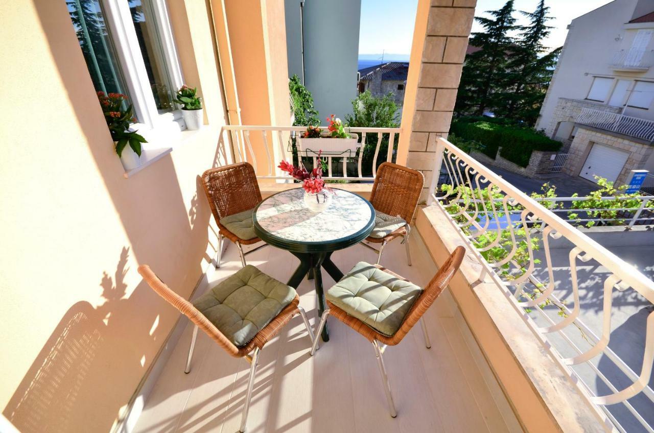 Apartments Vekic Makarska Ruang foto